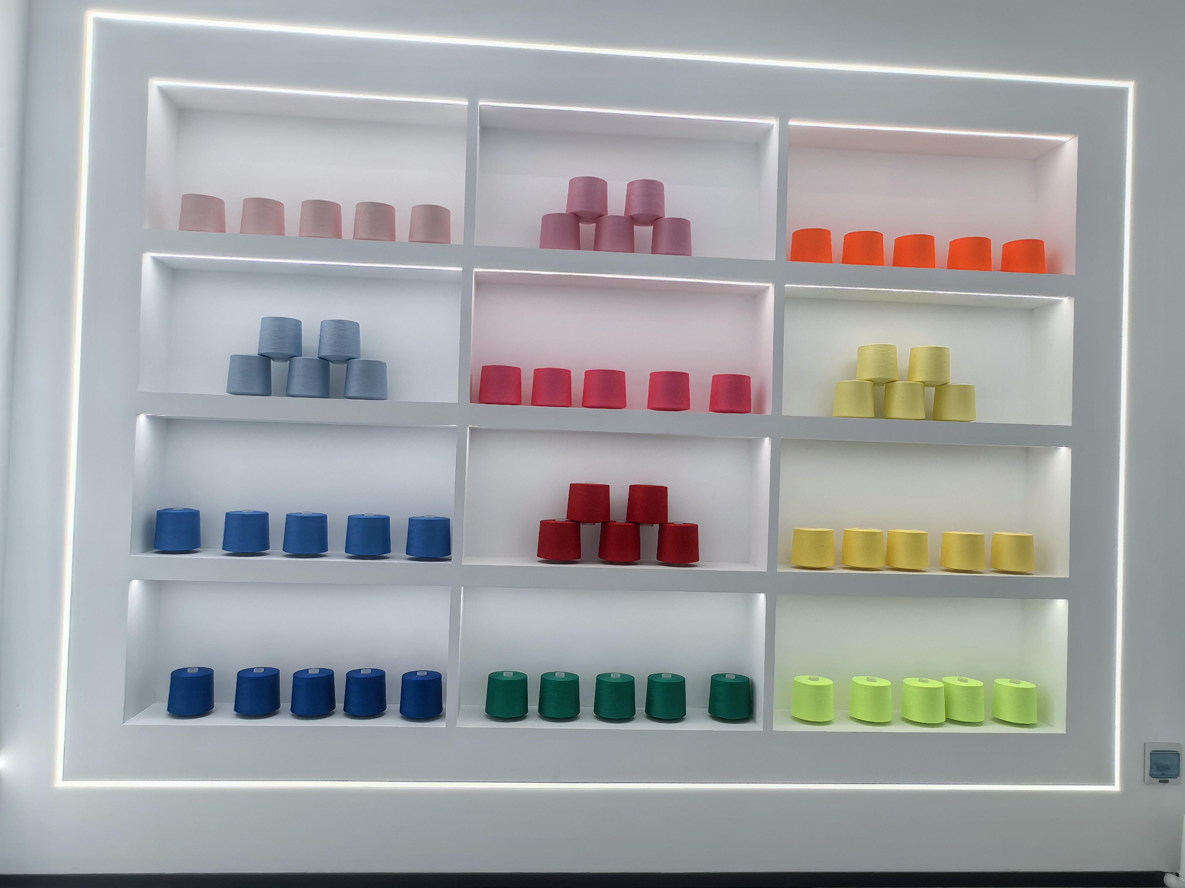 Polyester sewing thread